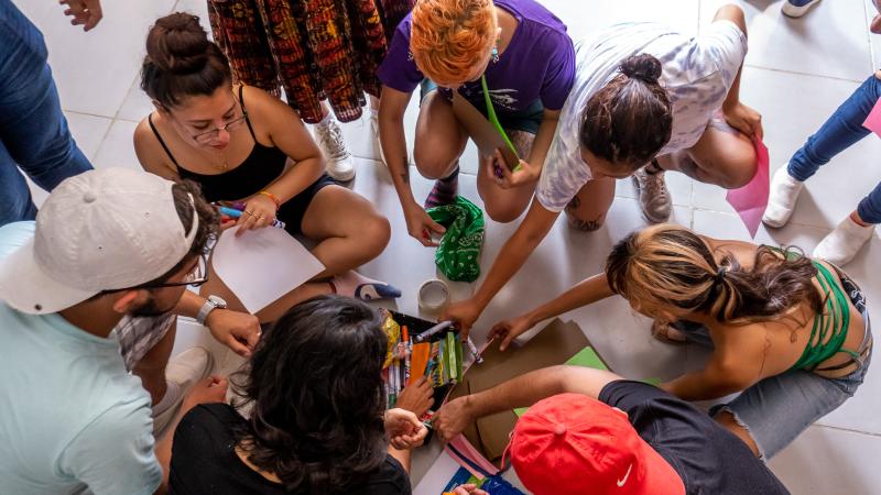 Intensive group work in El Salvador